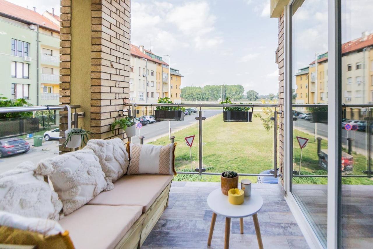 Apartman Bruna Self Check-In Osijek Ngoại thất bức ảnh