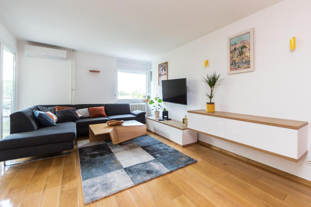 Apartman Bruna Self Check-In Osijek Ngoại thất bức ảnh